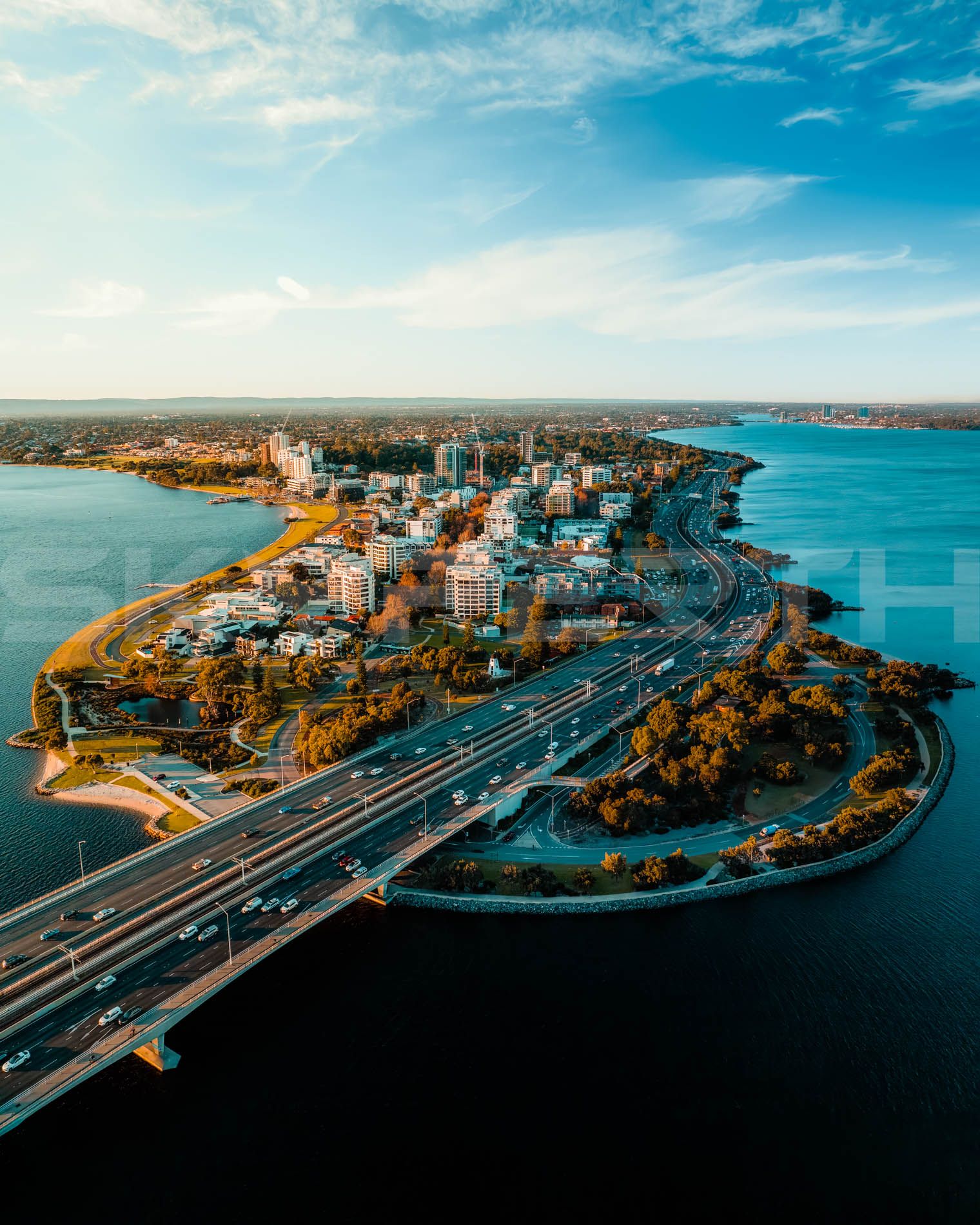 SKP-001-00024-PHOTOS-SKYPERTH.COM